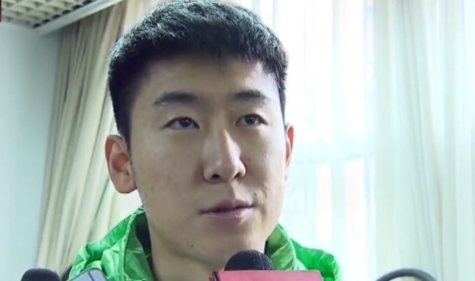 国产草比