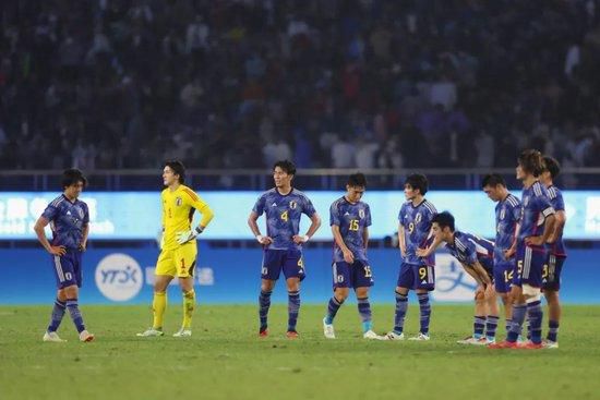 狠狠大日本亚洲香蕉亚洲